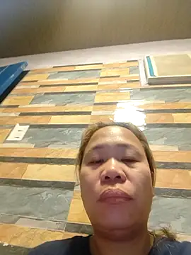 squirtshantal online show from February 2, 2026, 10:20 pm