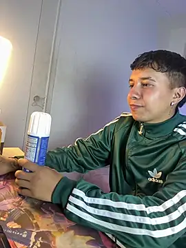 Jhony rayder online show from February 25, 2026, 1:17 am