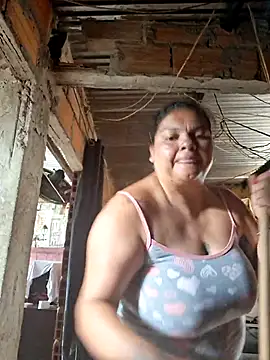 Juli Powl online show from April 6, 2026, 2:29 pm