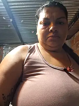 Juli Powl online show from April 16, 2026, 11:22 am