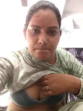 Snapshot of Anushka_Singh0 chatting on June 11, 2026, 4:31 am Anushka Singh0 online show from June 11, 2026, 4:31 am