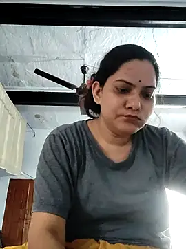 Snapshot of Anushka_Singh0 chatting on June 28, 2026, 1:17 pm Anushka Singh0 online show from June 28, 2026, 1:17 pm
