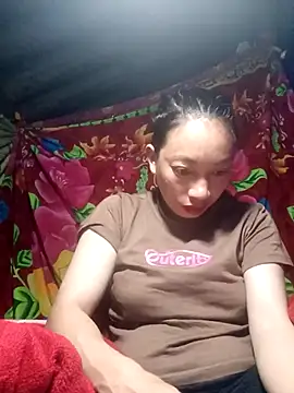 Snapshot of Susuu5790 chatting on February 24, 2026, 7:59 pm Susuu5790 online show from February 24, 2026, 7:59 pm