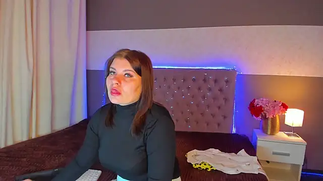 AmandaHoppe online show from March 3, 2026, 5:58 am