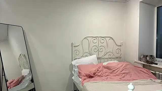 Salamandravantelo online show from March 1, 2026, 3:12 pm