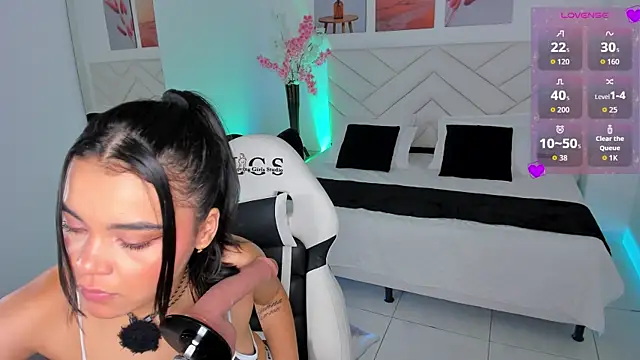 Snapshot of Rose_jener06 chatting on July 23, 2026, 11:00 pm Rose jener06 online show from July 23, 2026, 11:00 pm