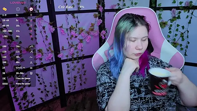 kitsune little online show from June 18, 2026, 3:05 am