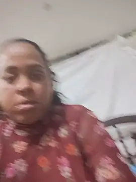 Dulceslolas online show from May 25, 2026, 1:38 am