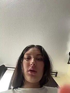 Snapshot of Lucyfer_fire chatting on March 1, 2026, 11:32 am Lucyfer fire online show from March 1, 2026, 11:32 am