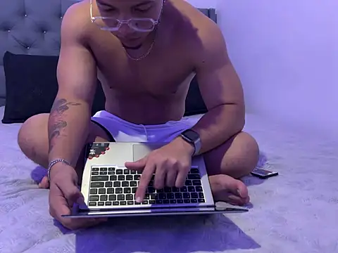 Snapshot of MaxSeduce23 chatting on March 2, 2026, 3:08 pm MaxSeduce23 online show from March 2, 2026, 3:08 pm