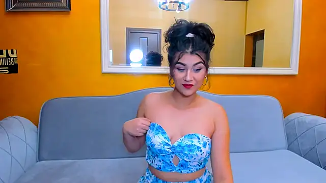 Snapshot of Curlzx chatting on February 22, 2026, 10:22 pm Curlzx online show from February 22, 2026, 10:22 pm