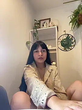 Abril Thompson221 online show from April 1, 2026, 1:19 am