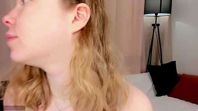 MaraaSwan online show from April 6, 2026, 3:57 am