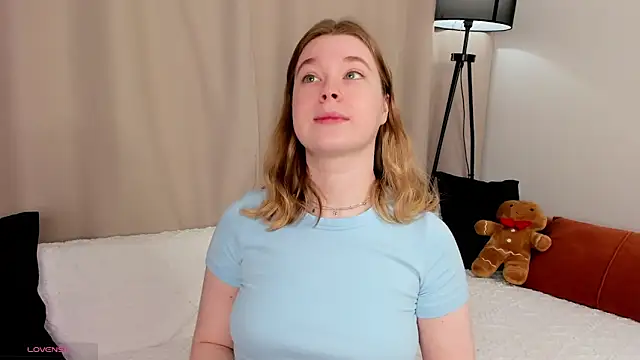 MaraaSwan online show from April 18, 2026, 2:14 am