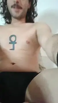 VanderVelvet online show from April 15, 2026, 3:38 pm