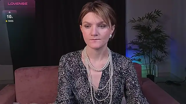 Snapshot of BjorkLight chatting on March 3, 2026, 2:18 am BjorkLight online show from March 3, 2026, 2:18 am