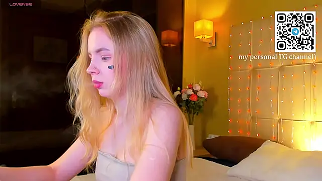 Linda  Bloom online show from April 16, 2026, 1:06 am