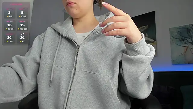 Snapshot of me1issa_sss chatting on February 17, 2026, 1:03 am me1issa sss online show from February 17, 2026, 1:03 am