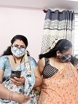Snapshot of Kannadasexywifes chatting on July 1, 2026, 12:16 pm Kannadasexywifes online show from July 1, 2026, 12:16 pm