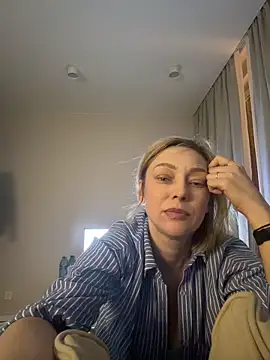 CarmenBlues  online show from February 21, 2026, 8:22 pm