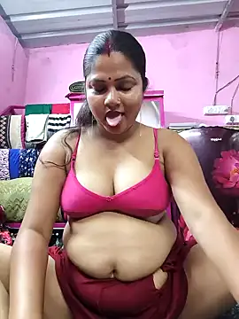 Snapshot of Kiya_6543 chatting on April 2, 2026, 6:25 pm Kiya 6543 online show from April 2, 2026, 6:25 pm