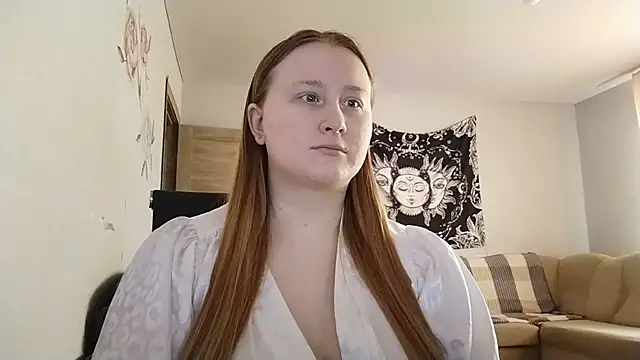 AnikaLipps online show from March 25, 2026, 11:09 am