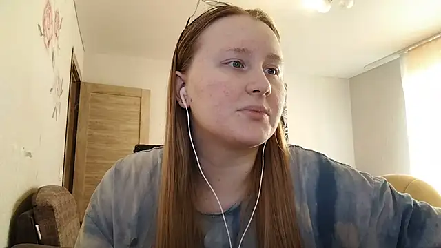 AnikaLipps online show from March 24, 2026, 12:16 pm