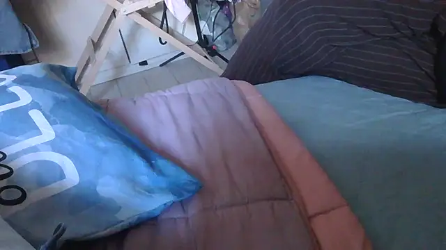 Snapshot of luanahot1 chatting on May 7, 2026, 11:57 am luanahot1 online show from May 7, 2026, 11:57 am