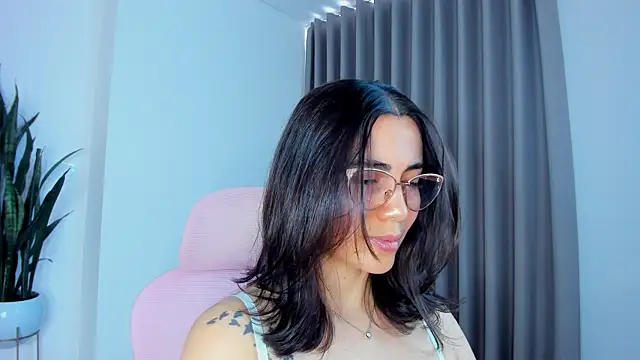 Snapshot of sara_ospina22 chatting on April 30, 2026, 8:38 pm sara ospina22 online show from April 30, 2026, 8:38 pm