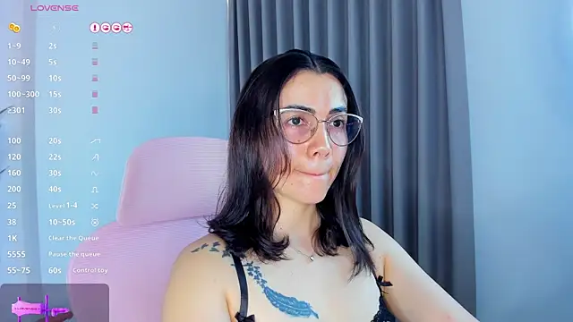 Snapshot of sara_ospina22 chatting on May 1, 2026, 8:14 pm sara ospina22 online show from May 1, 2026, 8:14 pm
