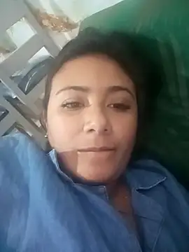 Snapshot of Gissele_Rubi chatting on March 21, 2026, 7:51 pm Gissele Rubi online show from March 21, 2026, 7:51 pm
