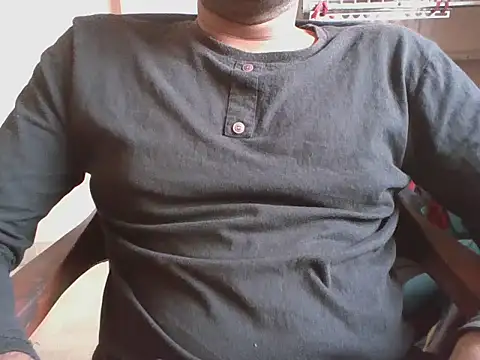 0BANANABANANA0 online show from February 18, 2026, 10:55 am