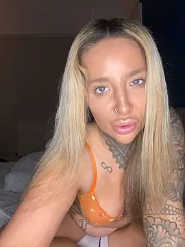 Summerwestt online show from March 12, 2026, 8:24 pm