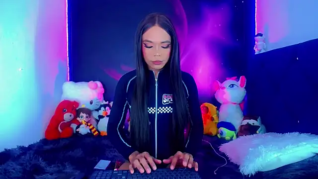 ThaliGirl21 online show from March 4, 2026, 8:05 pm