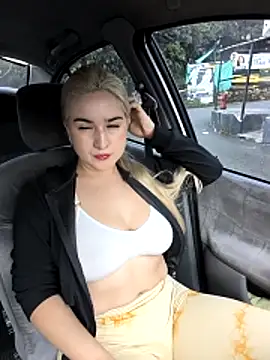 Snapshot of violet-grey chatting on February 17, 2026, 12:24 pm violet-grey online show from February 17, 2026, 12:24 pm