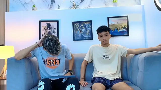 YOUNG BOYS HELL online show from April 12, 2026, 1:09 am