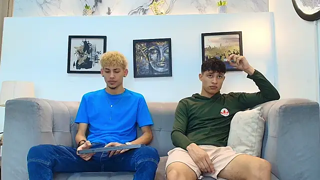 Snapshot of YOUNG_BOYS_HELL chatting on May 28, 2026, 1:35 am YOUNG BOYS HELL online show from May 28, 2026, 1:35 am