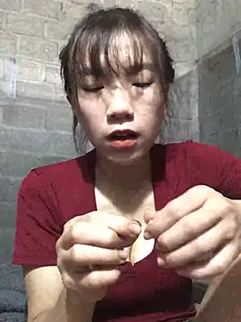 Snapshot of Sukem-mut chatting on April 23, 2026, 2:07 am Sukem-mut online show from April 23, 2026, 2:07 am