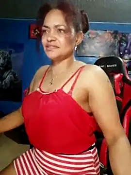 Snapshot of Helensex1 chatting on February 17, 2026, 12:30 am Helensex1 online show from February 17, 2026, 12:30 am