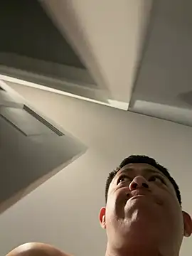 Snapshot of Jhon_jairo420zzzz chatting on July 7, 2026, 1:36 pm Jhon jairo420zzzz online show from July 7, 2026, 1:36 pm