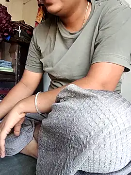 taniya0 online show from March 6, 2026, 8:31 am