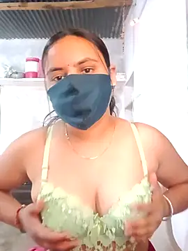 taniya0 online show from March 8, 2026, 6:28 am