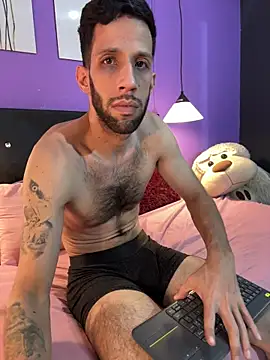 Snapshot of Karim_mansur chatting on February 24, 2026, 8:31 pm Karim mansur online show from February 24, 2026, 8:31 pm