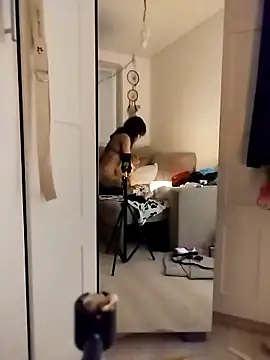 VeraVS online show from March 30, 2026, 8:32 pm