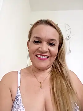 charlotte milf30 online show from March 25, 2026, 7:24 pm
