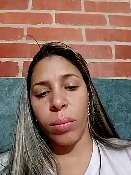 Snapshot of kiki_milu chatting on May 1, 2026, 10:59 pm kiki milu online show from May 1, 2026, 10:59 pm