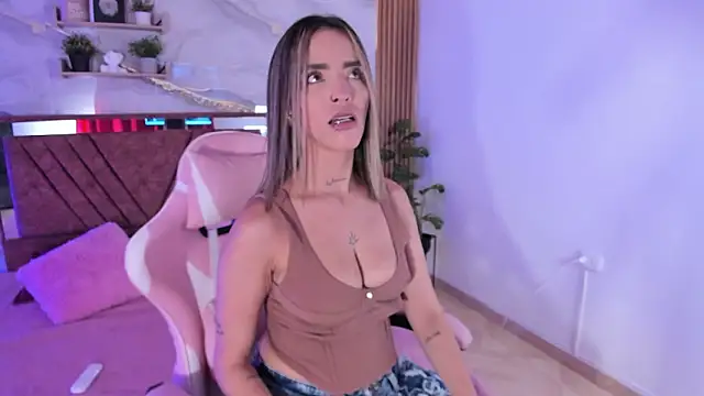 your whore Salome online show from March 13, 2026, 6:35 pm