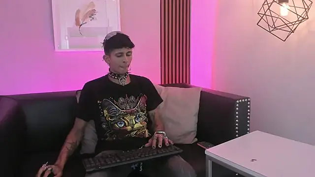 Maximoking26 online show from July 17, 2026, 1:58 am