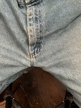 Snapshot of Outdoorsman13 chatting on February 20, 2026, 6:43 pm Outdoorsman13 online show from February 20, 2026, 6:43 pm