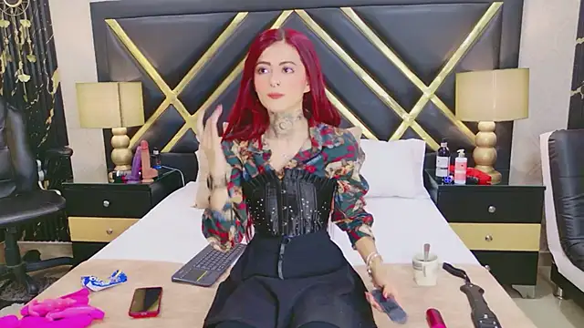 AntonellaEscudero online show from April 10, 2026, 7:43 pm